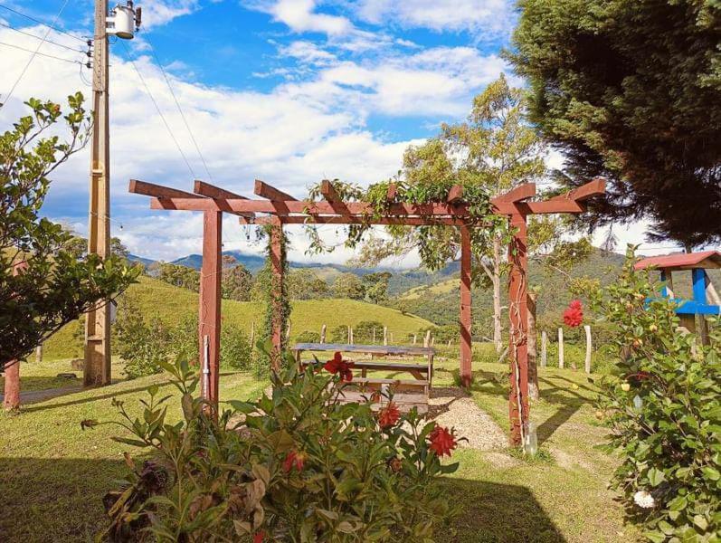 Casa Aconchegante Na Roca C/ Piscina/Churrasqueira Gonçalves Zewnętrze zdjęcie